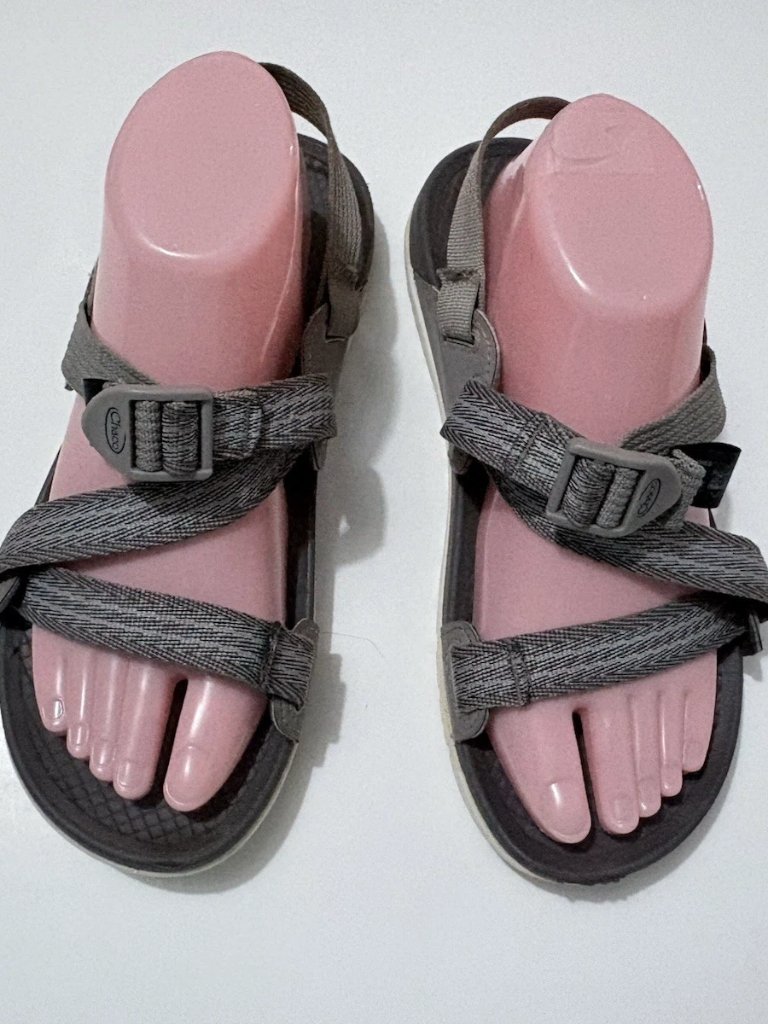 Chaco Lowdown Classic Strappy Sandal In Pully Gray Sz 8